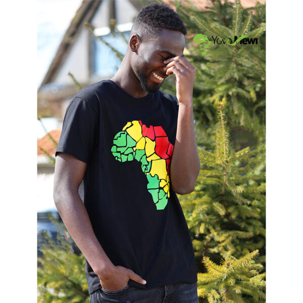 Tee-shirt carte Afrique /vert, jaune, rouge /100% cotton