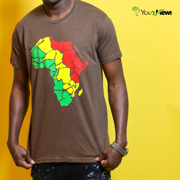 Tee-shirt carte Afrique /vert, jaune, rouge  100% cotton / taille L